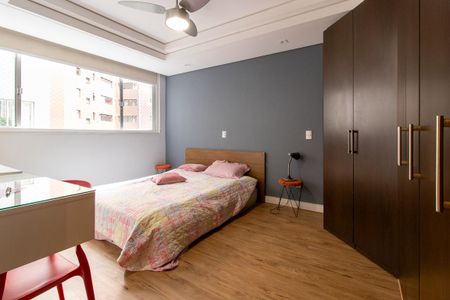 Apartamento para alugar com 240m², 4 quartos e 2 vagas Apartamento para alugar com 240m², 4 quartos e 2 vagasSuíte