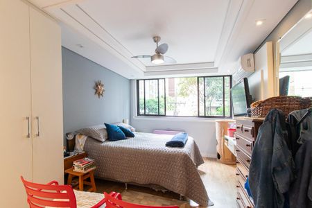 Apartamento para alugar com 240m², 4 quartos e 2 vagas Apartamento para alugar com 240m², 4 quartos e 2 vagasSuíte 3