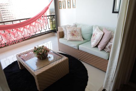 Apartamento para alugar com 116m², 2 quartos e 2 vagasSala