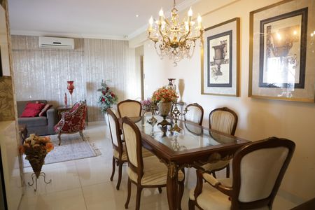 Apartamento para alugar com 116m², 2 quartos e 2 vagasSala