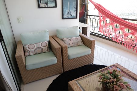 Apartamento para alugar com 116m², 2 quartos e 2 vagasSala