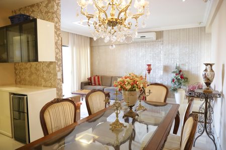 Apartamento para alugar com 116m², 2 quartos e 2 vagasSala