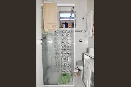 Casa à venda com 99m², 3 quartos e 2 vagas Casa à venda com 99m², 3 quartos e 2 vagasBanheiro/ Quarto 01