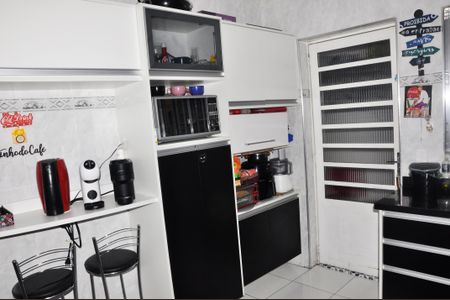 Casa à venda com 99m², 3 quartos e 2 vagas Casa à venda com 99m², 3 quartos e 2 vagasCozinha