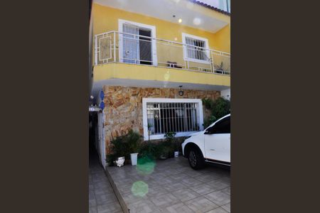 Casa à venda com 99m², 3 quartos e 2 vagas Casa à venda com 99m², 3 quartos e 2 vagasGaragem