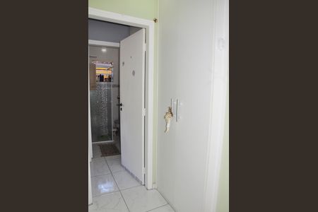 Casa à venda com 99m², 3 quartos e 2 vagas Casa à venda com 99m², 3 quartos e 2 vagas Corredor