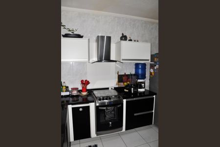 Casa à venda com 99m², 3 quartos e 2 vagas Casa à venda com 99m², 3 quartos e 2 vagasCozinha