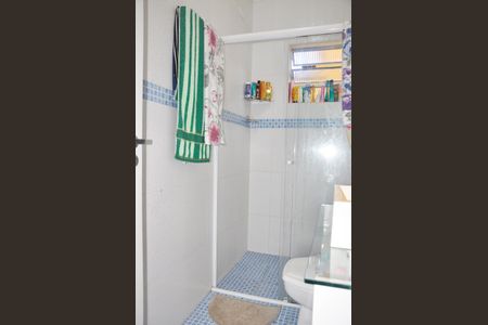 Casa à venda com 99m², 3 quartos e 2 vagas Casa à venda com 99m², 3 quartos e 2 vagasBanheiro Social