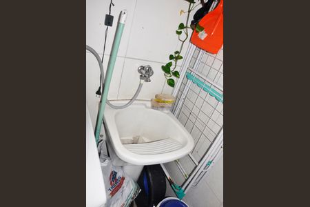 Casa à venda com 99m², 3 quartos e 2 vagas Casa à venda com 99m², 3 quartos e 2 vagas Área de Serviço