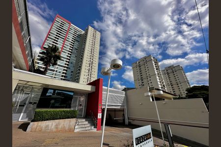 Apartamento à venda com 34m², 1 quarto e 1 vagaFachada