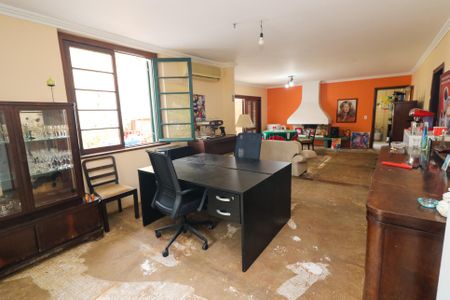 Casa à venda com 140m², 4 quartos e 4 vagas Casa à venda com 140m², 4 quartos e 4 vagasSala 2