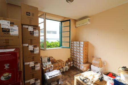 Casa à venda com 140m², 4 quartos e 4 vagas Casa à venda com 140m², 4 quartos e 4 vagasQuarto 3