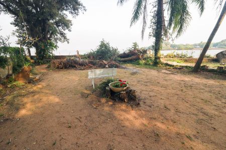 Casa à venda com 140m², 4 quartos e 4 vagas Casa à venda com 140m², 4 quartos e 4 vagasQuintal