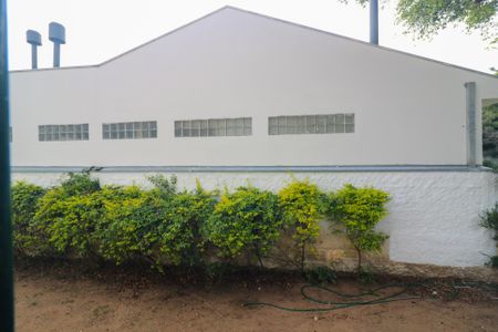 Casa à venda com 140m², 4 quartos e 4 vagas Casa à venda com 140m², 4 quartos e 4 vagasVista do Quarto 1