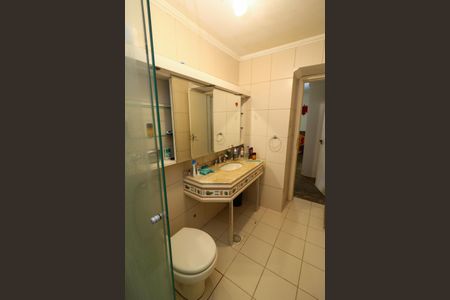 Casa à venda com 140m², 4 quartos e 4 vagas Casa à venda com 140m², 4 quartos e 4 vagasBanheiro Social