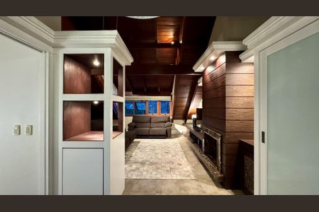 Casa à venda com 253m², 3 quartos e 4 vagasSala 2