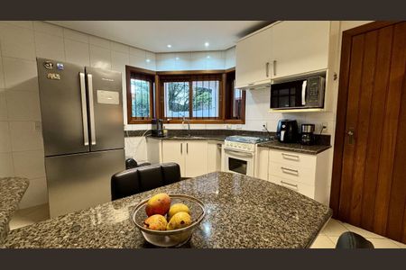 Casa à venda com 253m², 3 quartos e 4 vagasCozinha