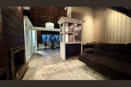 Casa à venda com 253m², 3 quartos e 4 vagasSala 2