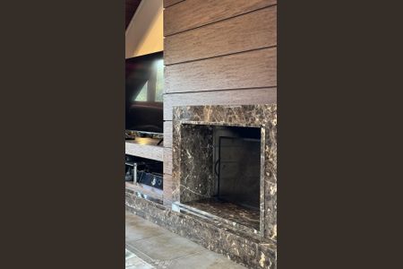 Casa à venda com 253m², 3 quartos e 4 vagasSala