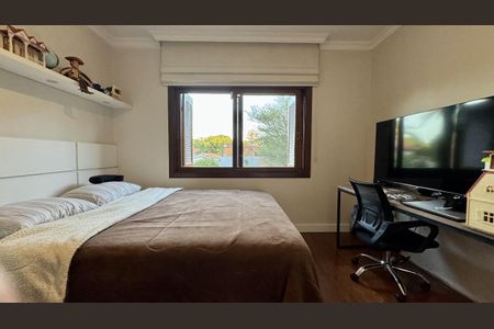 Casa à venda com 253m², 3 quartos e 4 vagasQuarto 2