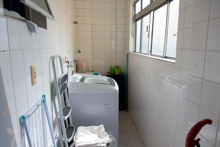 Apartamento à venda com 70m², 3 quartos e 1 vagaÁrea de Serviço