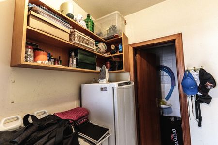 Apartamento à venda com 159m², 4 quartos e 3 vagas Apartamento à venda com 159m², 4 quartos e 3 vagasQuarto de Serviço