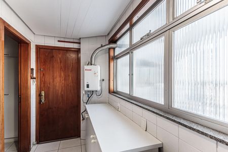 Apartamento à venda com 159m², 4 quartos e 3 vagas Apartamento à venda com 159m², 4 quartos e 3 vagasÁrea de Serviço