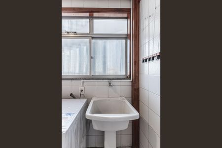 Apartamento à venda com 159m², 4 quartos e 3 vagas Apartamento à venda com 159m², 4 quartos e 3 vagasÁrea de Serviço