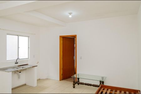 Casa para alugar com 90m², 4 quartos e 1 vagaSala / Cozinha