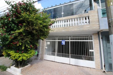 Casa para alugar com 70m², 2 quartos e 1 vagaFachada
