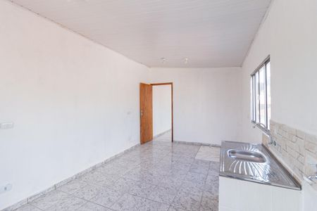 Casa para alugar com 45m², 1 quarto e sem vaga Casa para alugar com 45m², 1 quarto e sem vagaCozinha e área de serviço
