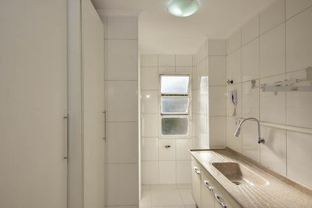 Apartamento à venda com 60m², 2 quartos e 2 vagasCozinha