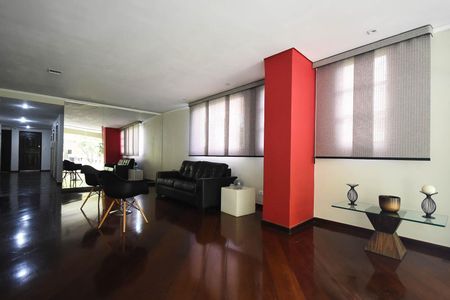 Apartamento à venda com 60m², 2 quartos e 2 vagasHall Social