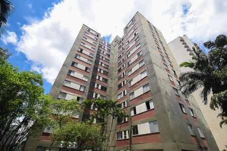 Apartamento à venda com 60m², 2 quartos e 2 vagasFachada