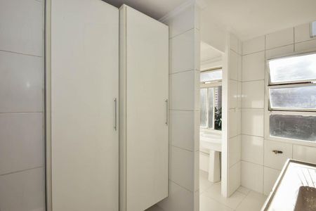 Apartamento à venda com 60m², 2 quartos e 2 vagasCozinha