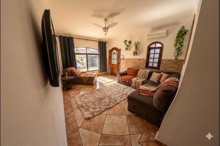 Casa à venda com 2 quartos, 250m² em Santa Teresinha, São Paulo