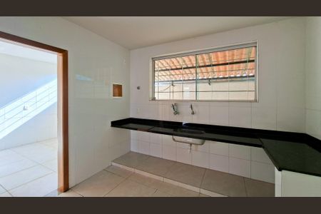 Casa à venda com 168m², 3 quartos e 2 vagasCozinha