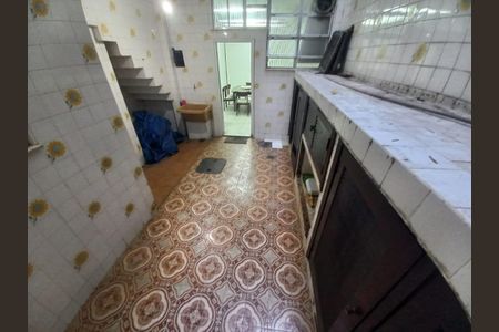 Casa de condomínio à venda com 400m², 6 quartos e 2 vagasFoto 01