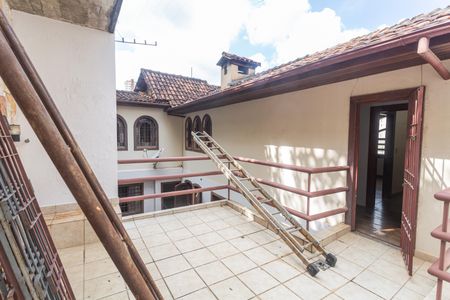 Casa à venda com 640m², 5 quartos e 4 vagasVaranda da Suíte Principal 