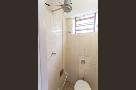 Casa à venda com 640m², 5 quartos e 4 vagasBanheiro de Serviço 