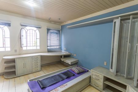 Casa à venda com 640m², 5 quartos e 4 vagasSuíte 3