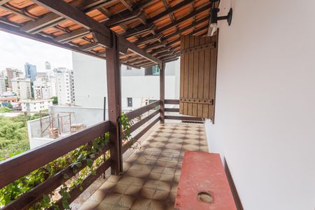 Casa à venda com 640m², 5 quartos e 4 vagasVaranda do Corredor 