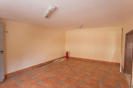 Casa à venda com 640m², 5 quartos e 4 vagasÁrea comum