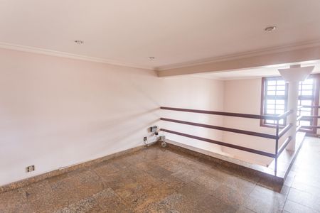 Casa à venda com 640m², 5 quartos e 4 vagasSala 3 