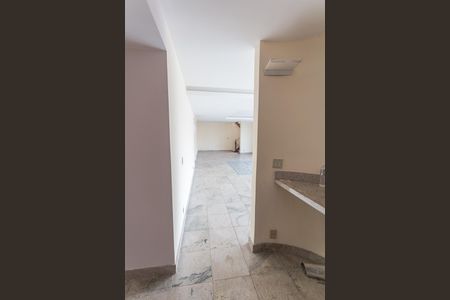 Casa à venda com 640m², 5 quartos e 4 vagasÁrea comum