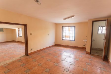 Casa à venda com 640m², 5 quartos e 4 vagasÁrea comum