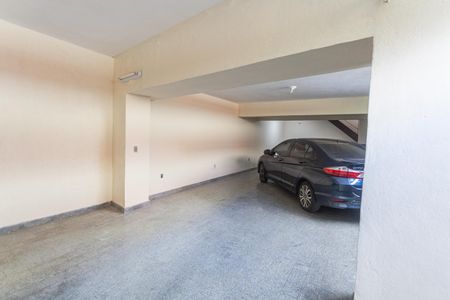 Casa à venda com 640m², 5 quartos e 4 vagasÁrea comum