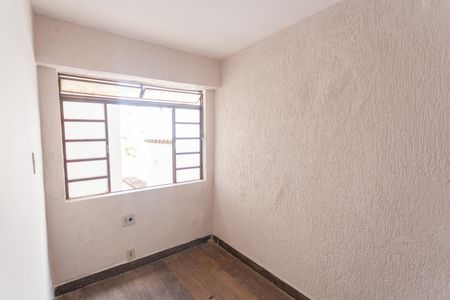 Casa à venda com 640m², 5 quartos e 4 vagasQuarto de Serviço 