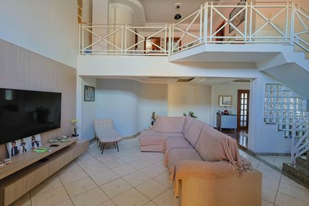 Casa à venda com 406m², 4 quartos e 3 vagasSala