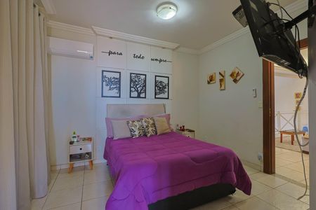 Casa à venda com 406m², 4 quartos e 3 vagasSuíte